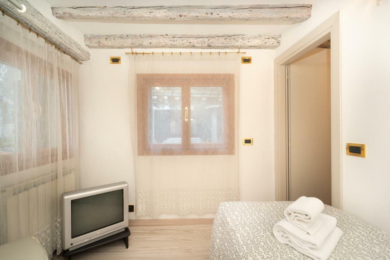 Апартаменты Heart Of Venice White House Rialto Wi-Fi 1Gbs Экстерьер фото
